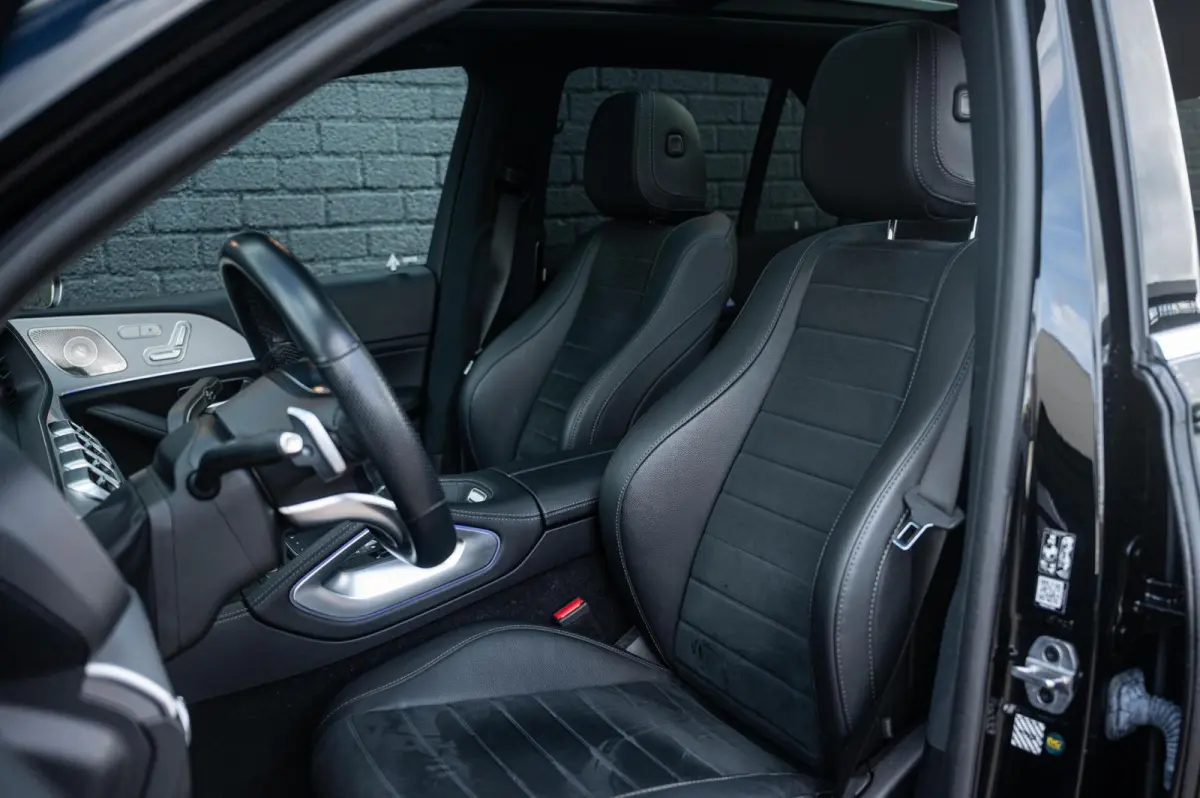 350 e 4MATIC AMG LINE PANORAMADAK LUCHTVERING BURMESTER TREKHAAK 21INCH