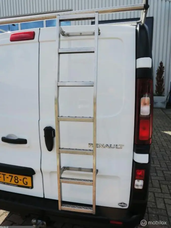 bestel 1.6 dCi 95 T29 L1H1 Comfort