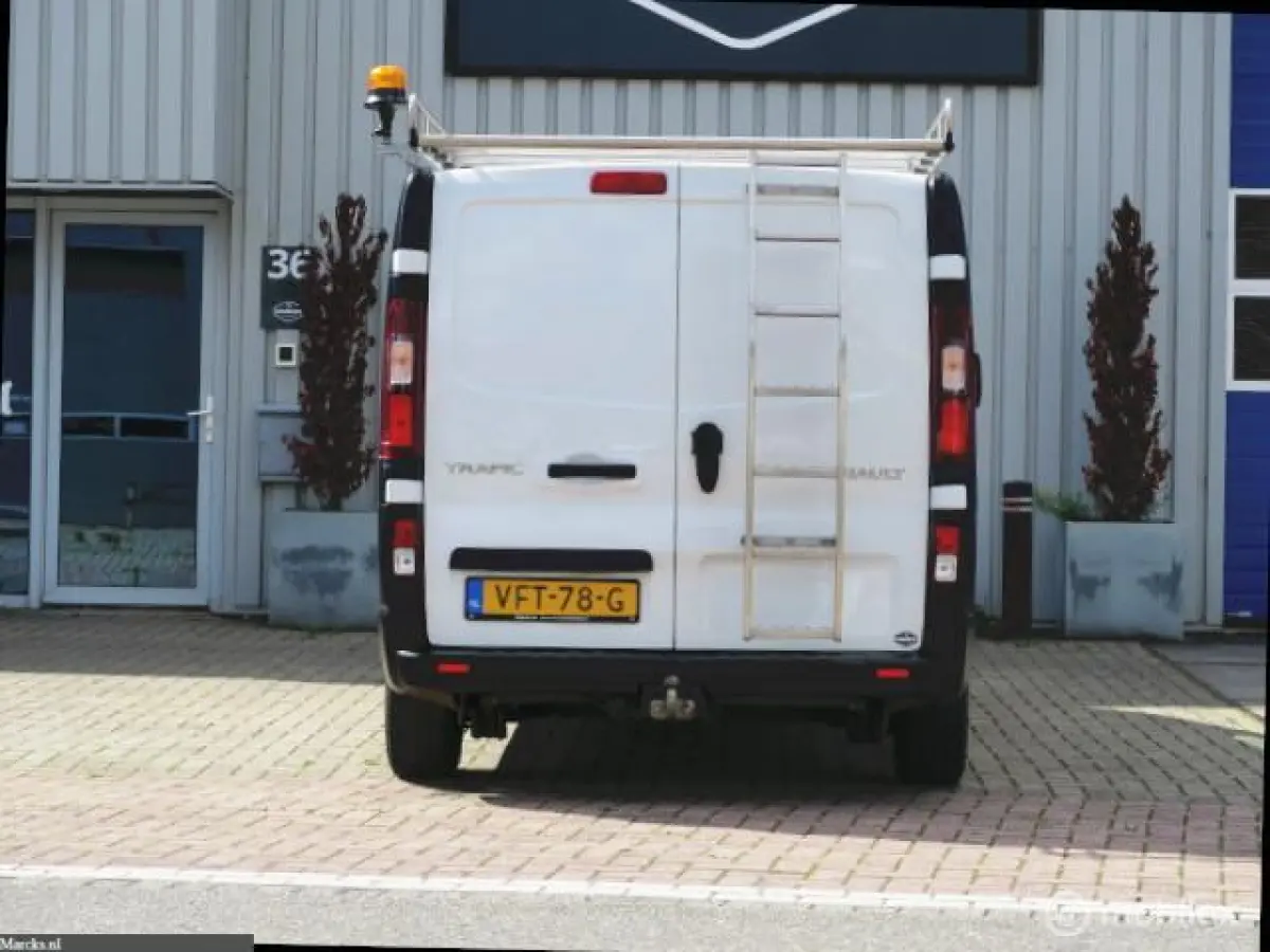 bestel 1.6 dCi 95 T29 L1H1 Comfort
