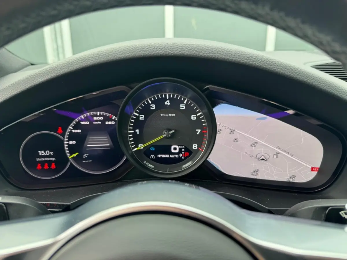 3.0 E-Hybrid | ACC | Luchtvering | Pano | Trekhaak | Bose-Audio | Camera | Navi