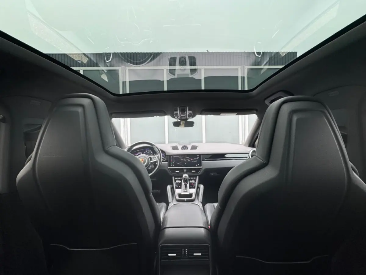 3.0 E-Hybrid | ACC | Luchtvering | Pano | Trekhaak | Bose-Audio | Camera | Navi