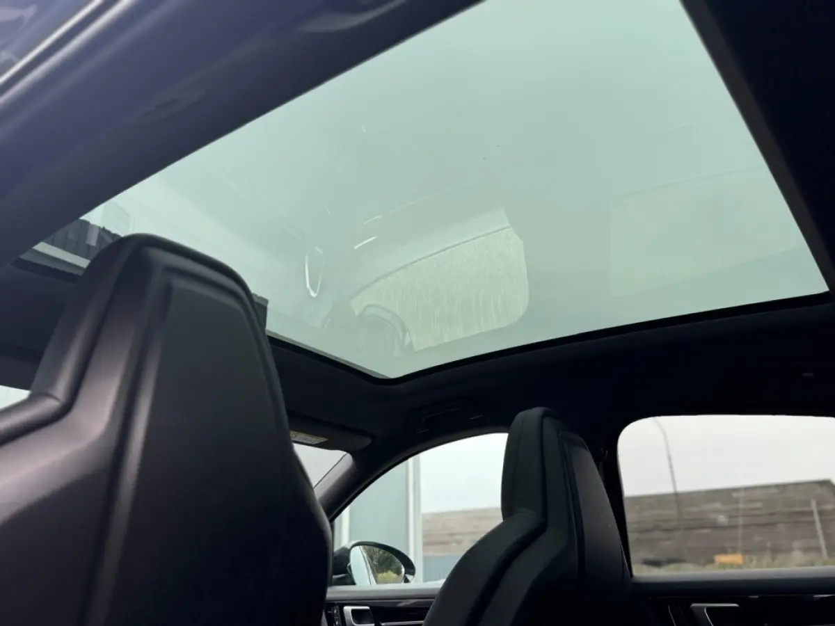 3.0 E-Hybrid | ACC | Luchtvering | Pano | Trekhaak | Bose-Audio | Camera | Navi