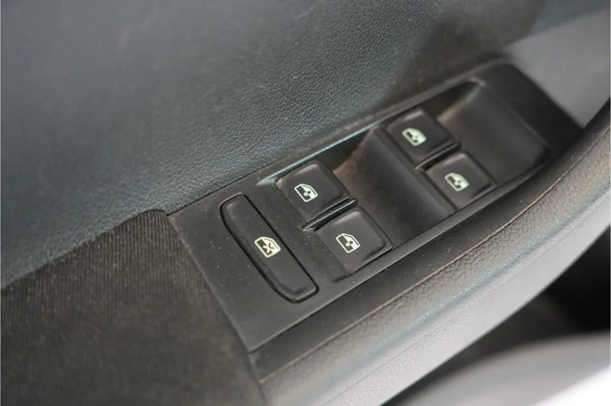 1.0 TSI Drive | Navi | Cruise | PDC |