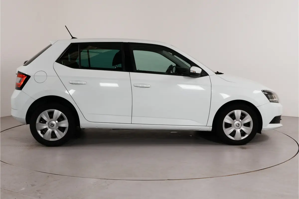 1.0 TSI Drive | Navi | Cruise | PDC |