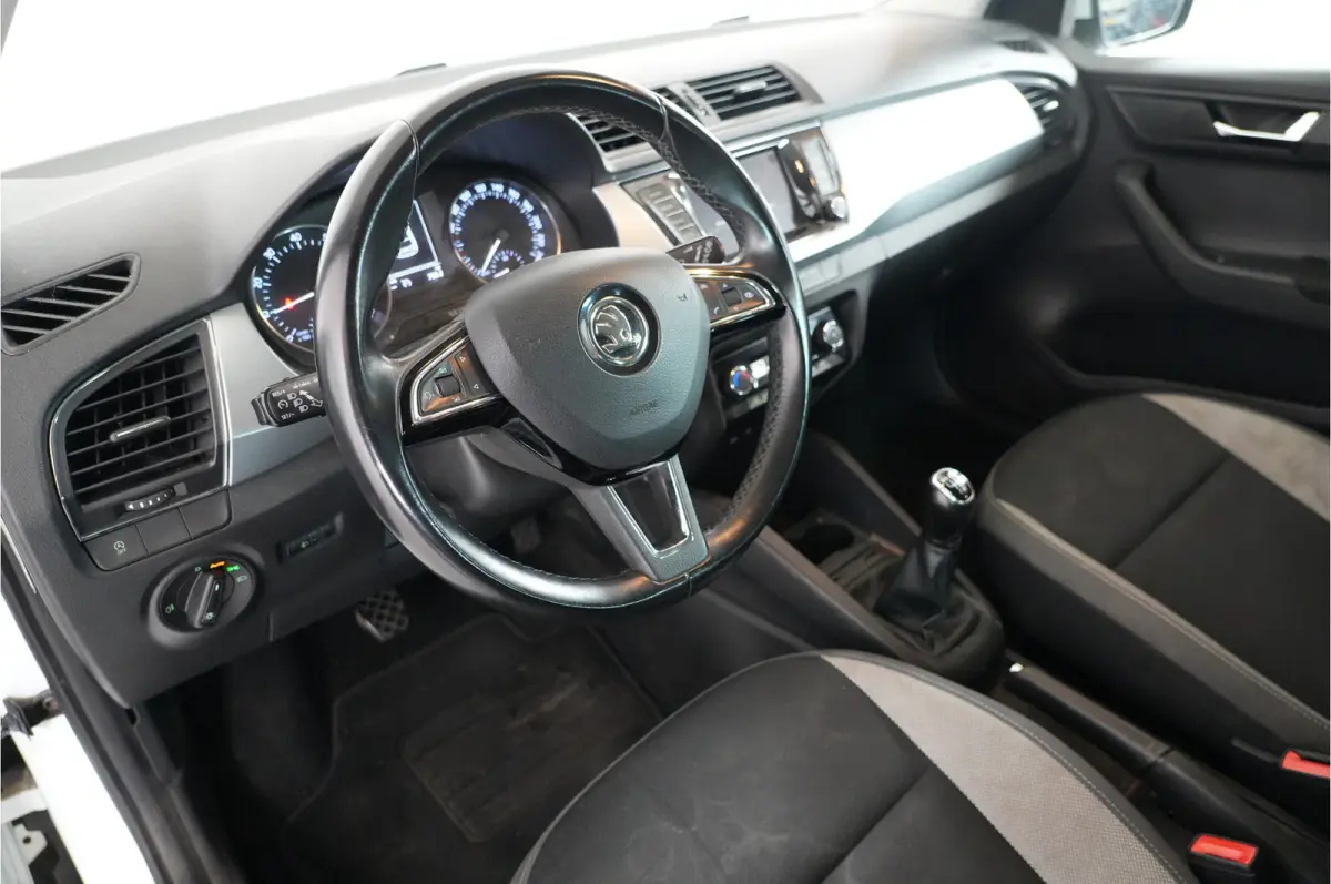 1.0 TSI Drive | Navi | Cruise | PDC |