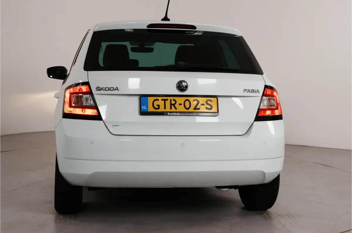 1.0 TSI Drive | Navi | Cruise | PDC |