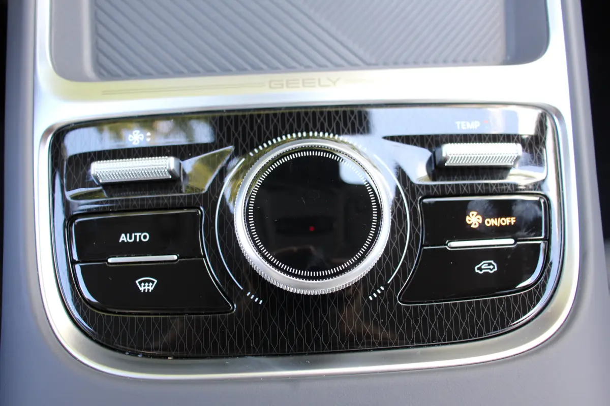 PRO DIRECT LEVERBAAR | ADAPTIVE CRUISE | 360 CAMERA | STOELVERWARMING | DODE HOEK DETECTIE