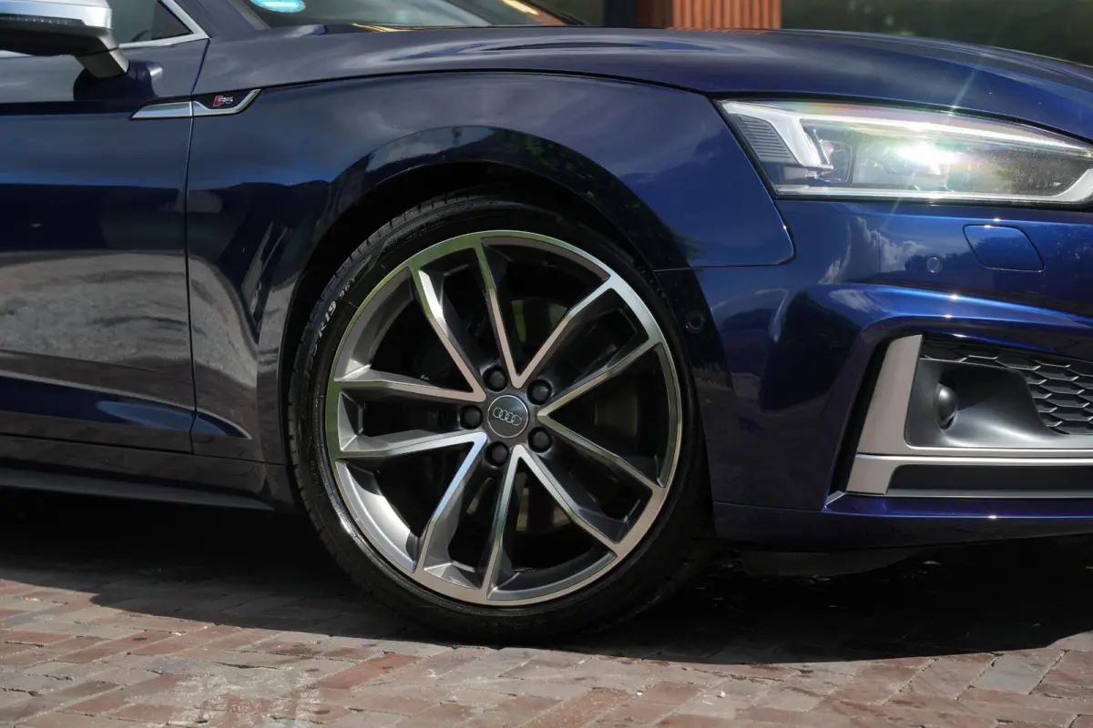 3.0 TFSI S5 quattro Pro Line Plus Panoramadak B&O Luxe Leder Carplay Massage Milltek
