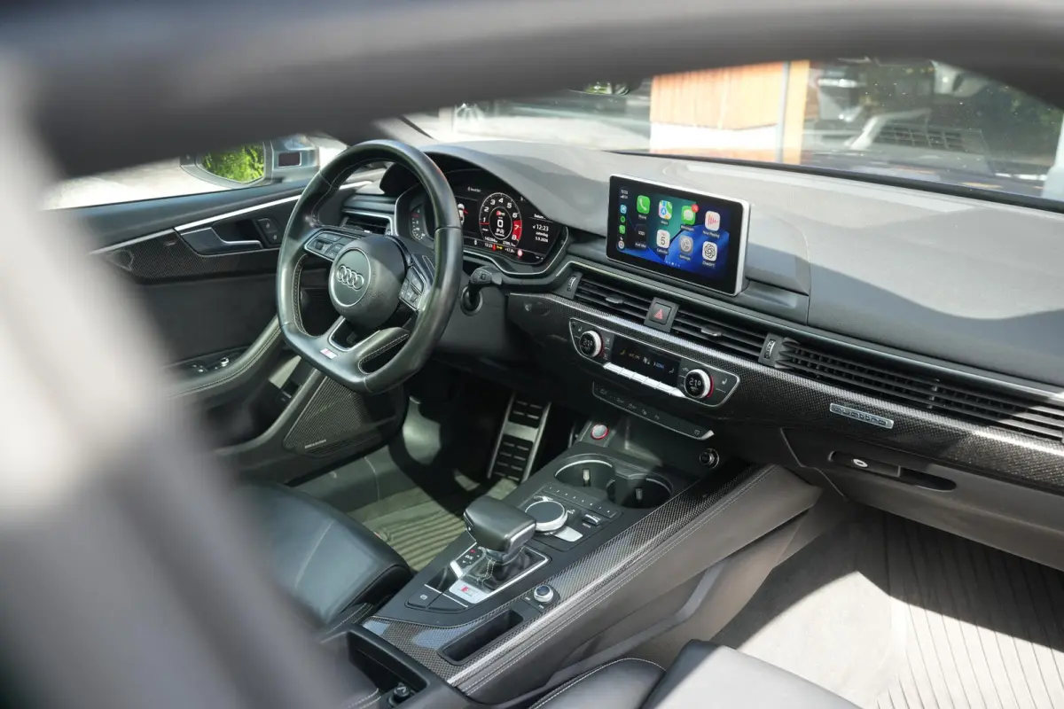 3.0 TFSI S5 quattro Pro Line Plus Panoramadak B&O Luxe Leder Carplay Massage Milltek
