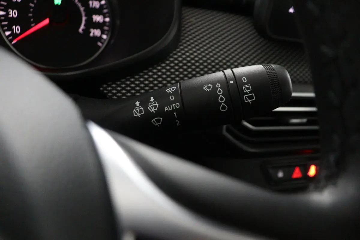 TCe 100 Bi-Fuel GPF Comfort | Apple Carplay/Android Auto | Airco |