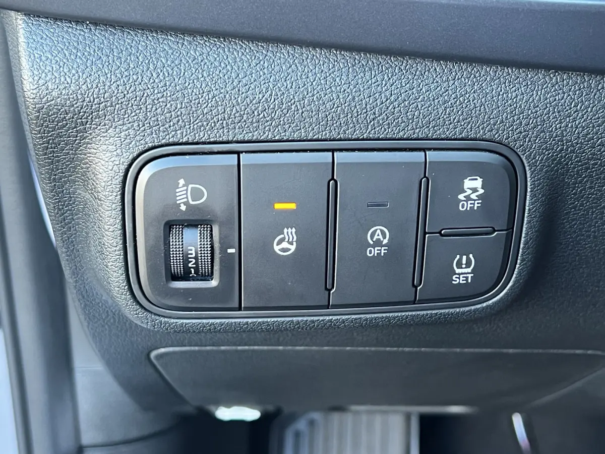 1.0 T-GDI 100pk Premium | Carplay | Climate control | Cruise control | Stoel/stuurverwarming | Camera | Parkeersensoren | DAB | Premium Audio | Lichtmetalen velgen | Navigatie