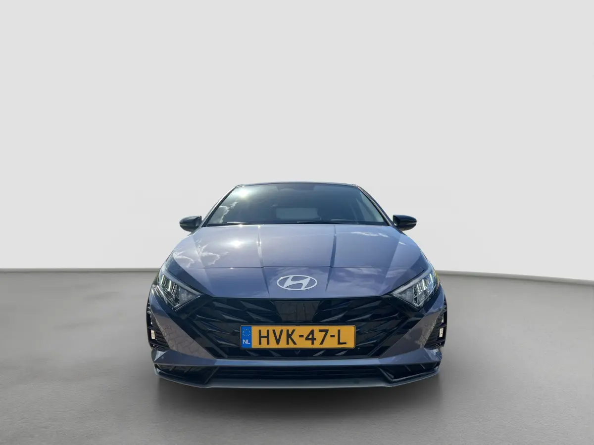 1.0 T-GDI 100pk Premium | Carplay | Climate control | Cruise control | Stoel/stuurverwarming | Camera | Parkeersensoren | DAB | Premium Audio | Lichtmetalen velgen | Navigatie