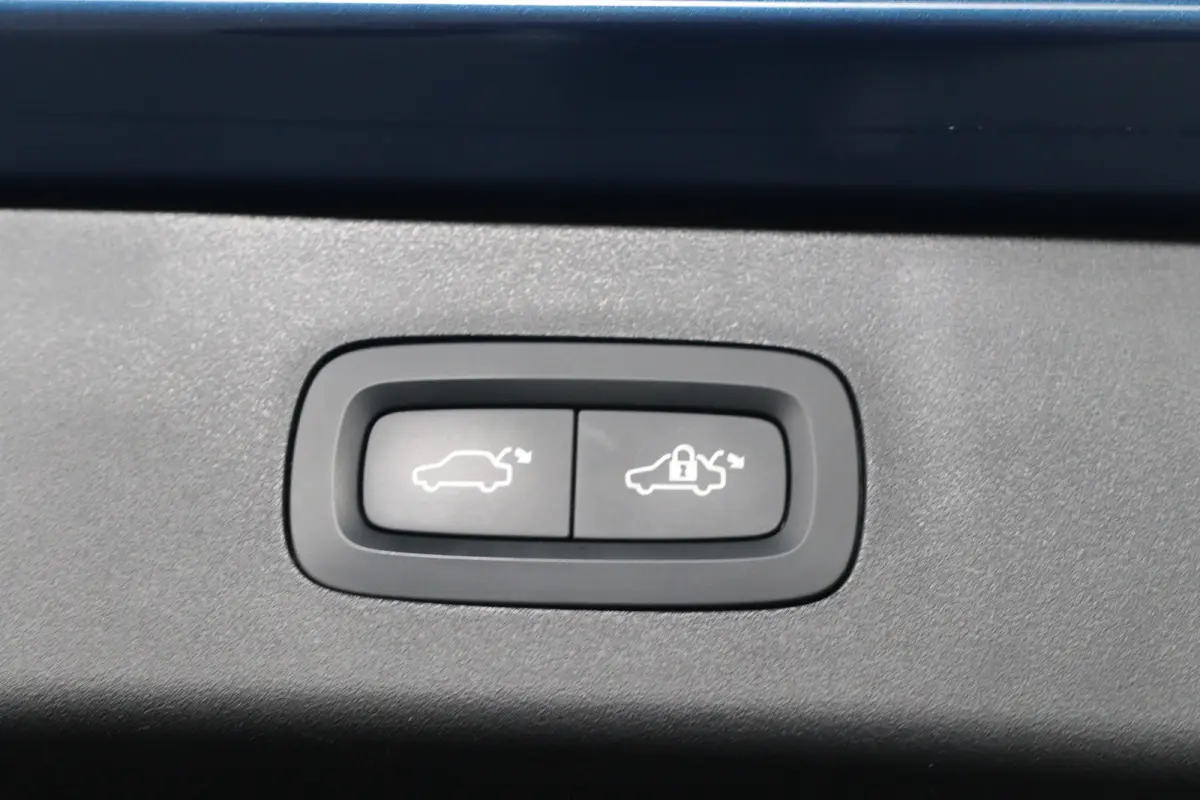 1.5 PHEV | 1e Eigenaar! | Trekhaak | Memory | Open Dak | Cruise Adaptive | Stoelverwarming | 360 camera | Infinity Audio