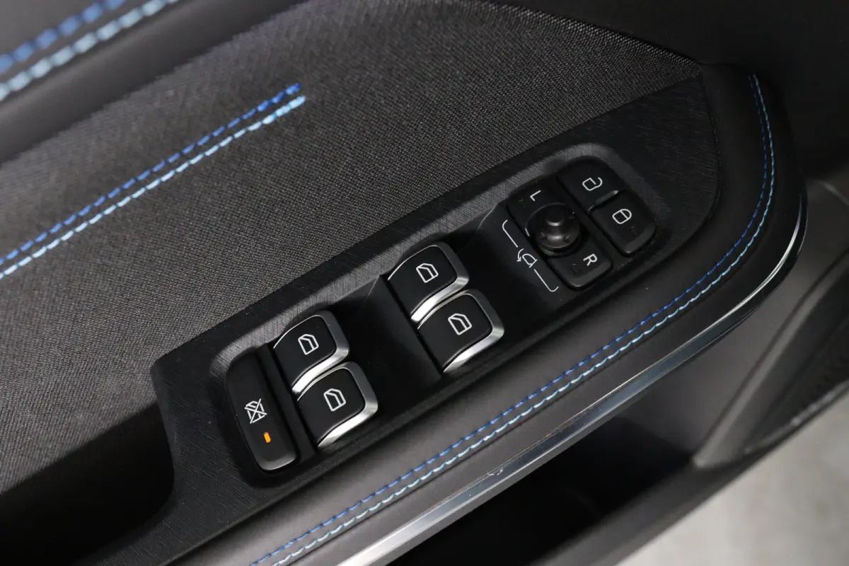 1.5 PHEV | 1e Eigenaar! | Trekhaak | Memory | Open Dak | Cruise Adaptive | Stoelverwarming | 360 camera | Infinity Audio