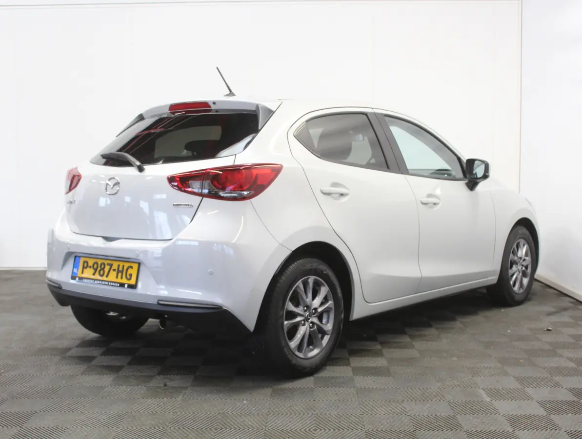 1.5 Skyactiv-G Comfort AIRCO | CARPLAY | LMV15 | LED | DAB | CRUISE | PDCA | STOELVERW