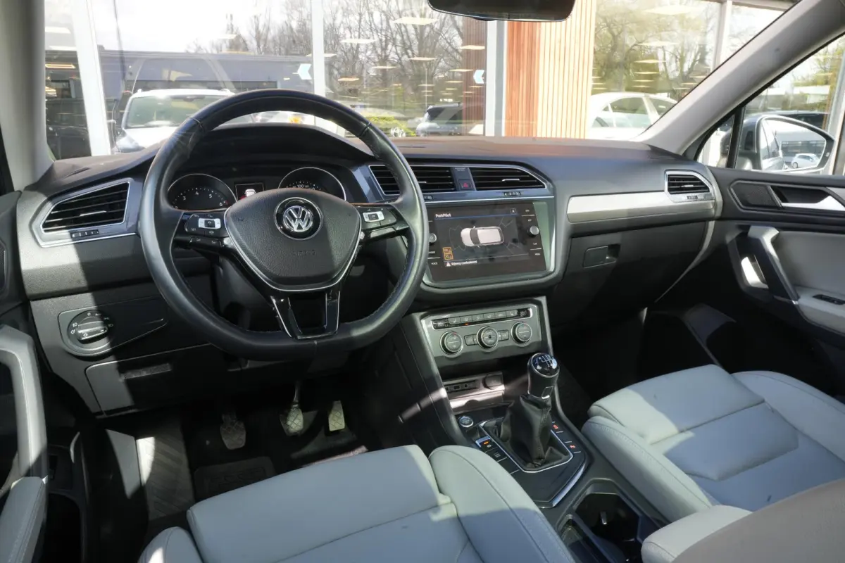 1.5 TSI Comfortline Business Panoramadak Adaptieve Cruise DAB+