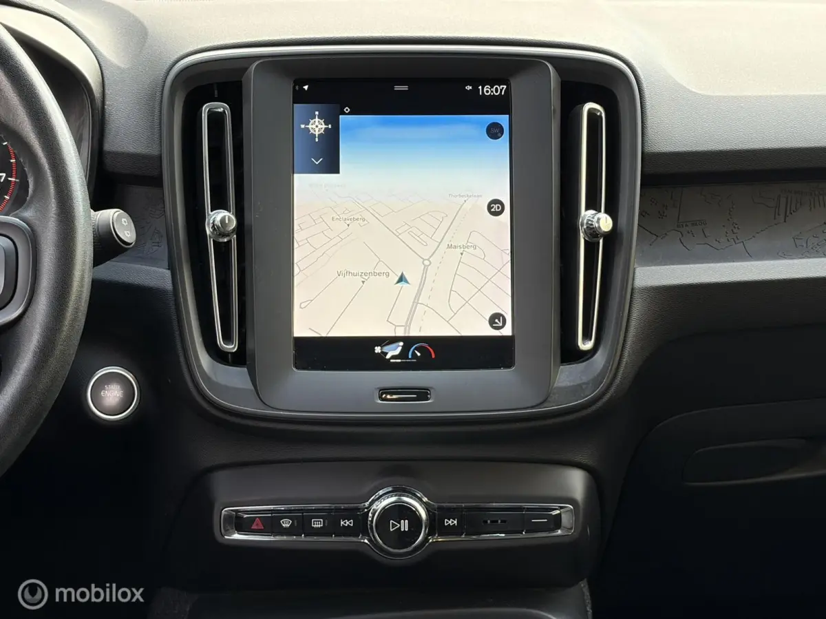 2.0 T4 Automaat 190 PK Momentum Carplay / Voorruitverwarming