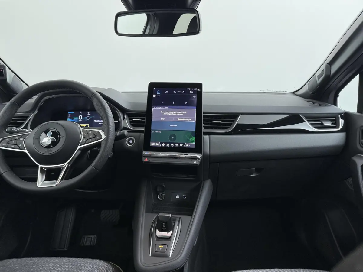 1.8 HEV AT Intense+ €2.000 korting | Adaptieve Cruise control | Parkeersensoren rondom | MI-Pilot | Stoelverwarming + Voorruit | Sfeerverlichting |