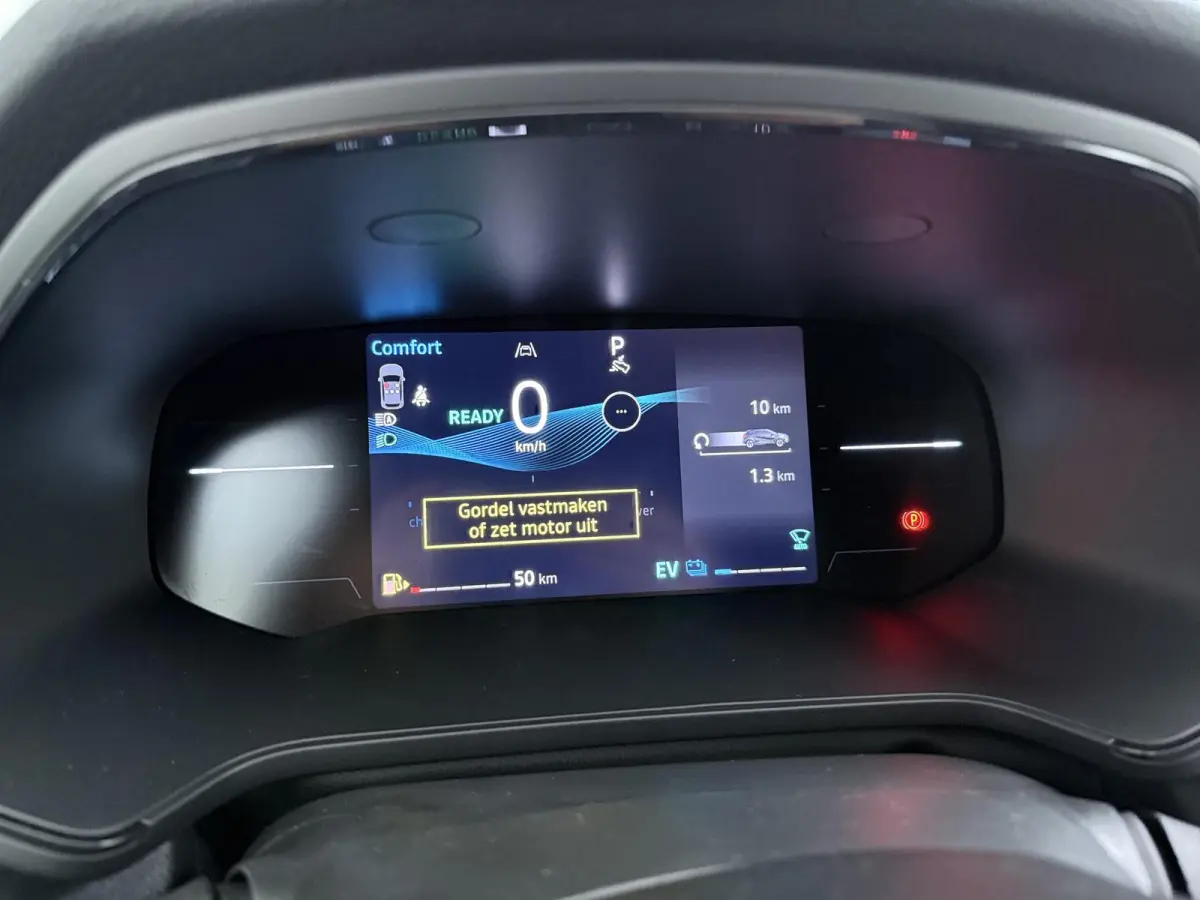 1.8 HEV AT Intense+ €2.000 korting | Adaptieve Cruise control | Parkeersensoren rondom | MI-Pilot | Stoelverwarming + Voorruit | Sfeerverlichting |