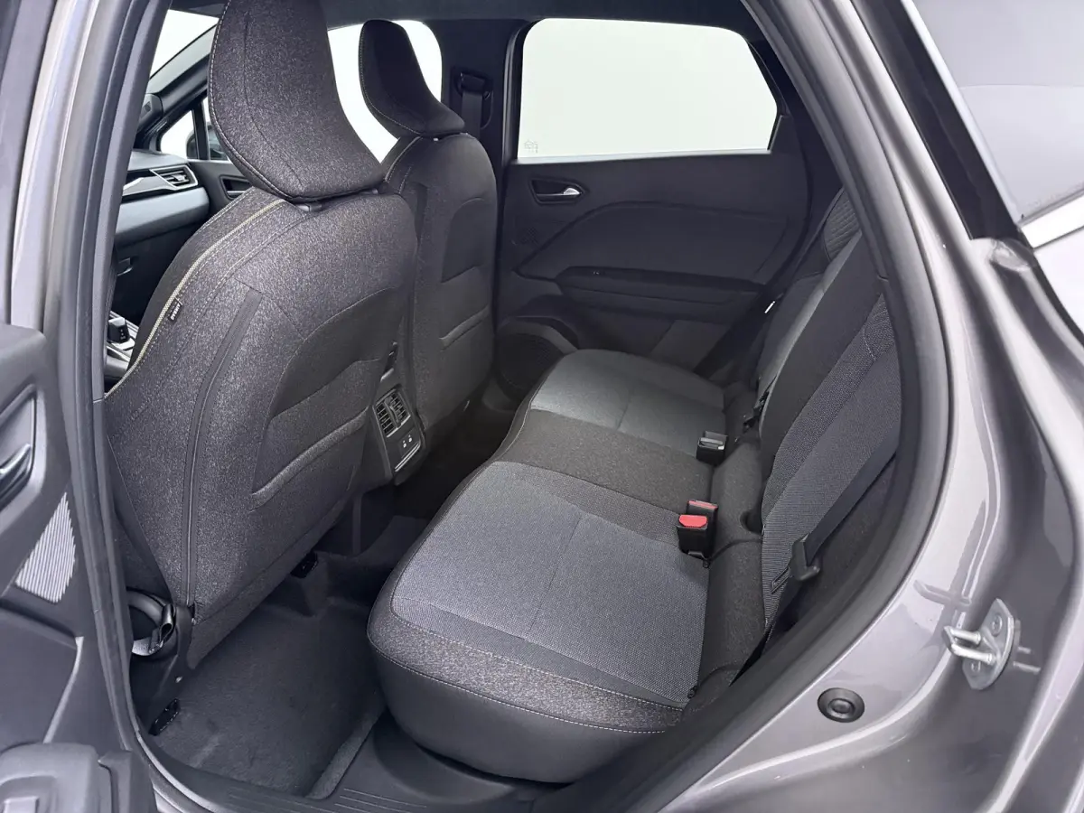 1.8 HEV AT Intense+ €2.000 korting | Adaptieve Cruise control | Parkeersensoren rondom | MI-Pilot | Stoelverwarming + Voorruit | Sfeerverlichting |