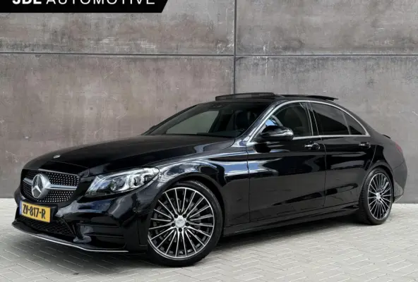 200 Business Solution AMG | Trekhaak | Panoramadak | CarPlay | Leder | Elektrische stoelen |