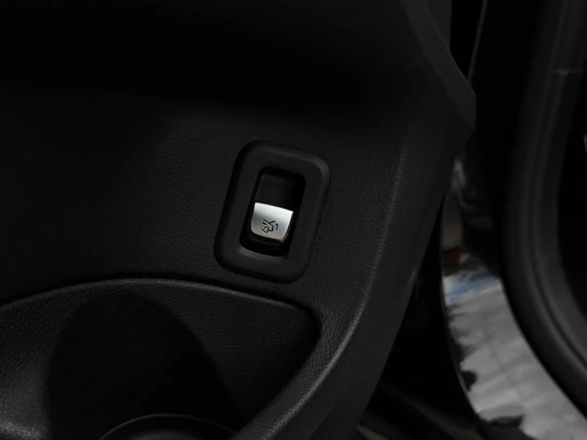 200 Business Solution AMG | Trekhaak | Panoramadak | CarPlay | Leder | Elektrische stoelen |