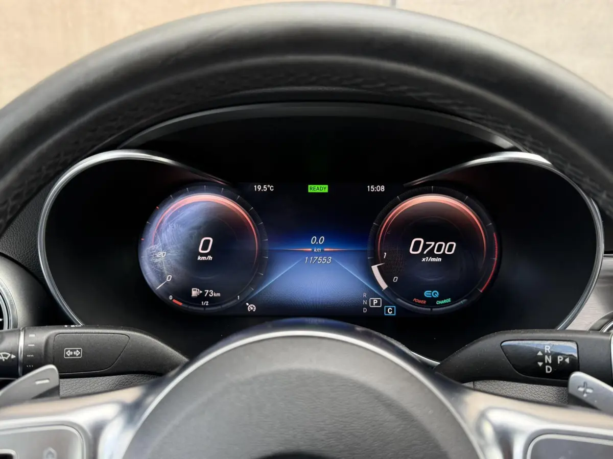 200 Business Solution AMG | Trekhaak | Panoramadak | CarPlay | Leder | Elektrische stoelen |