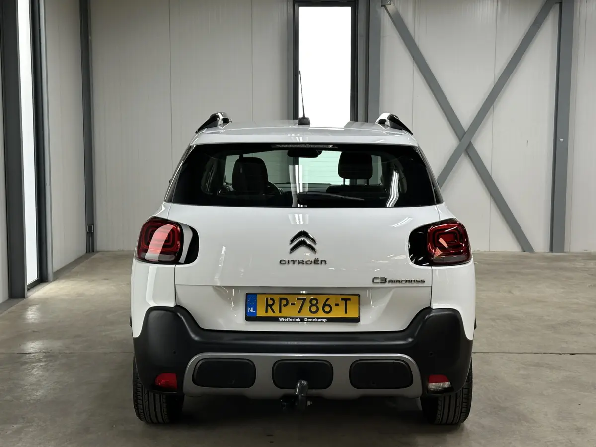 1.2 PureTech Feel | Trekhaak | Camera | Navi | Carplay | Draadloze lader