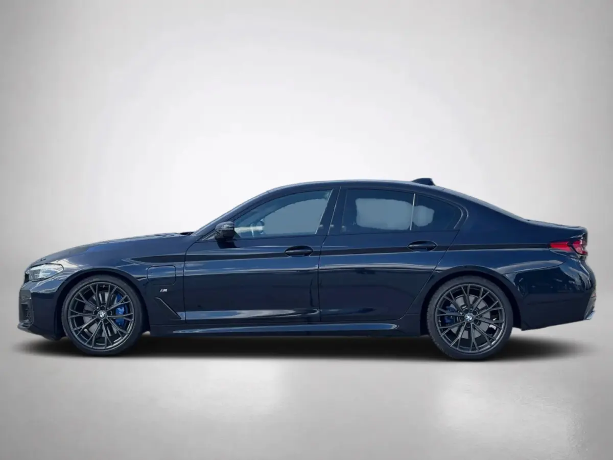 545e xDrive High Executive M-SPORT (Dealer OndH, Navi Pro, Camera, Stuur&StoelVerW, Addapt Cruise, PDC V+A, Etc)