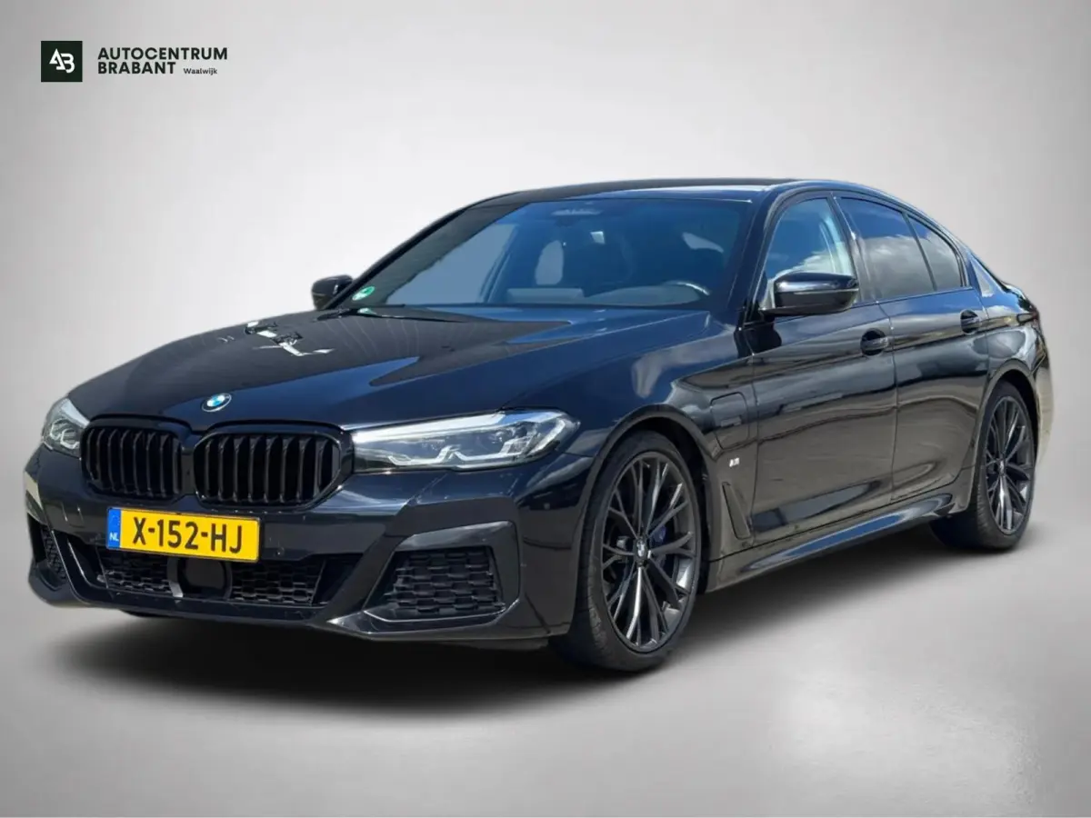 545e xDrive High Executive M-SPORT (Dealer OndH, Navi Pro, Camera, Stuur&StoelVerW, Addapt Cruise, PDC V+A, Etc)