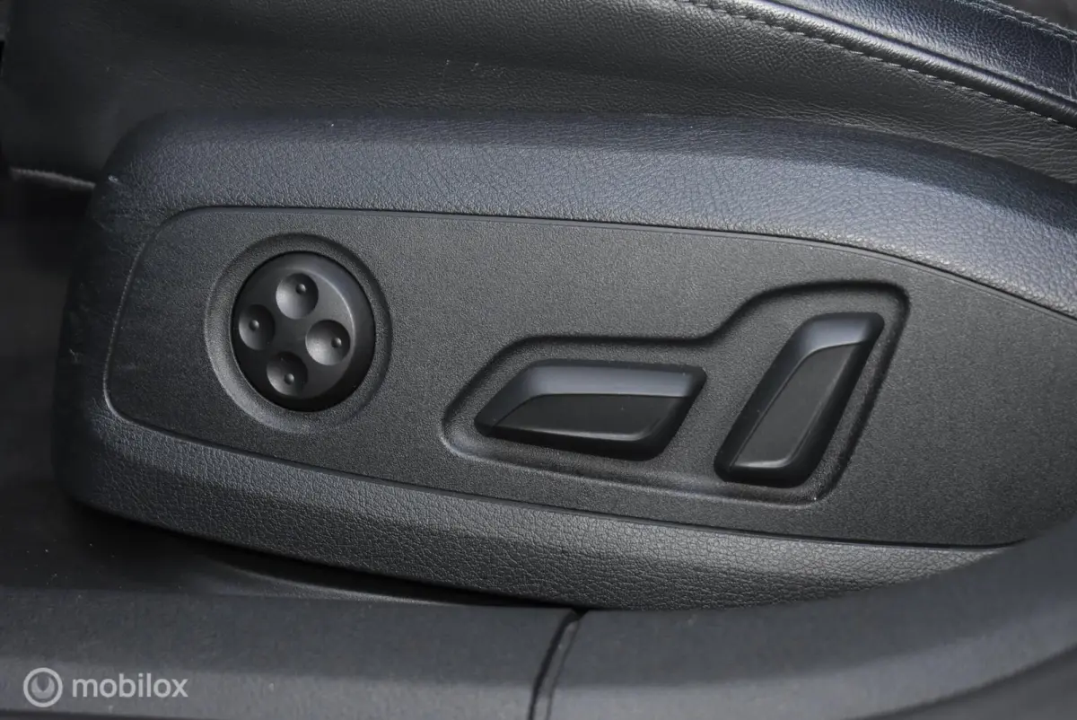 2.0 TFSI MHEV quattro Scubablau S-Line Pano ACC B&O HUD 360°Camera Virtual Keyless 20" LMV