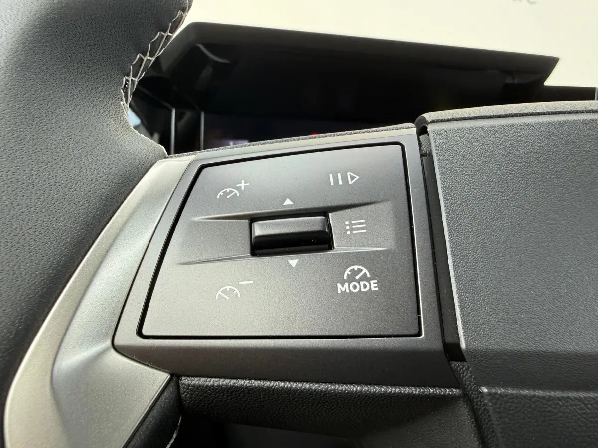 1.2 Turbo Hybrid GS | CAMERA ACHTER| STOEL, STUUR & VOORRUITVERWARMING| PARKEERSENSOREN V&A| CRUISE CONTROL| APPLE CARPLAY&ANDROID AUTO
