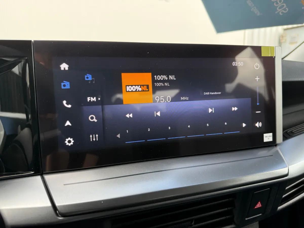 1.2 Turbo Hybrid GS | CAMERA ACHTER| STOEL, STUUR & VOORRUITVERWARMING| PARKEERSENSOREN V&A| CRUISE CONTROL| APPLE CARPLAY&ANDROID AUTO
