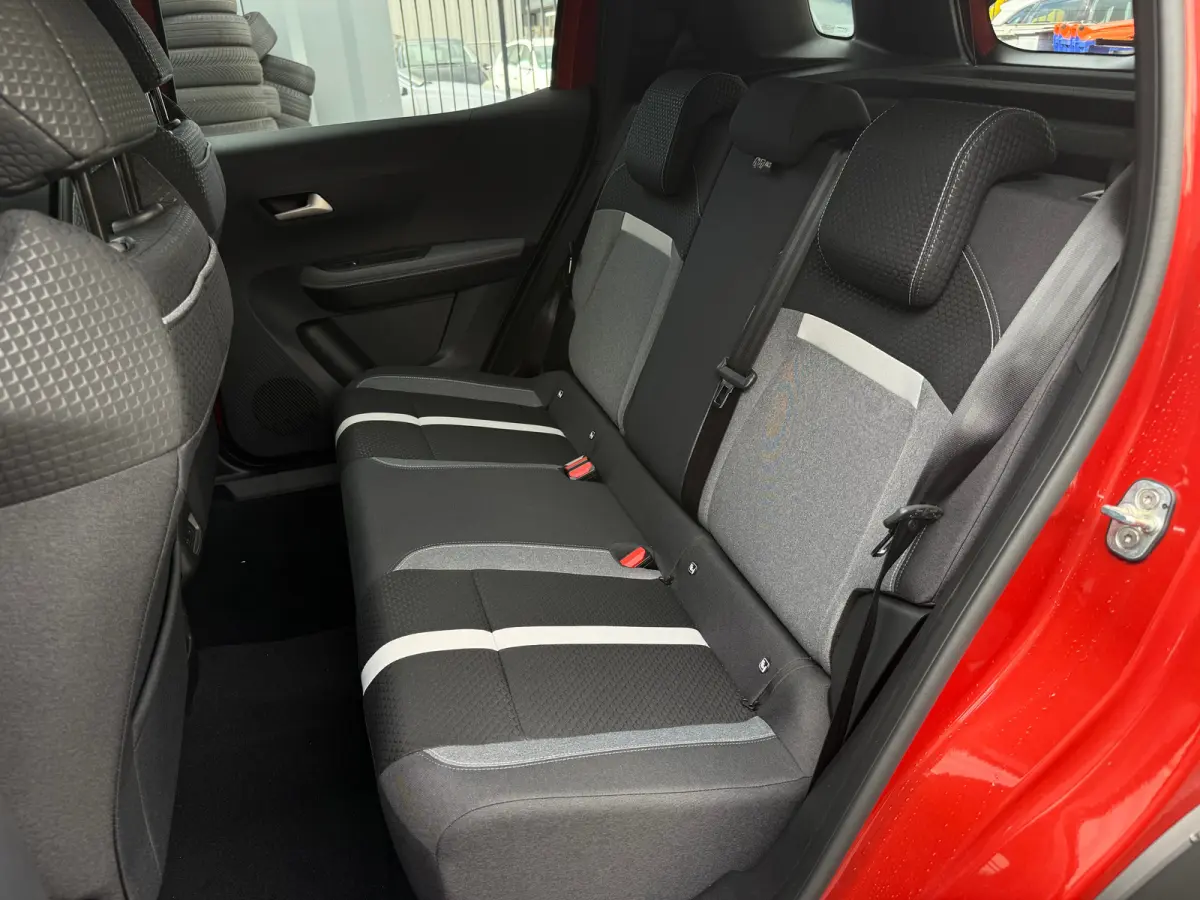 1.2 Turbo Hybrid GS | CAMERA ACHTER| STOEL, STUUR & VOORRUITVERWARMING| PARKEERSENSOREN V&A| CRUISE CONTROL| APPLE CARPLAY&ANDROID AUTO