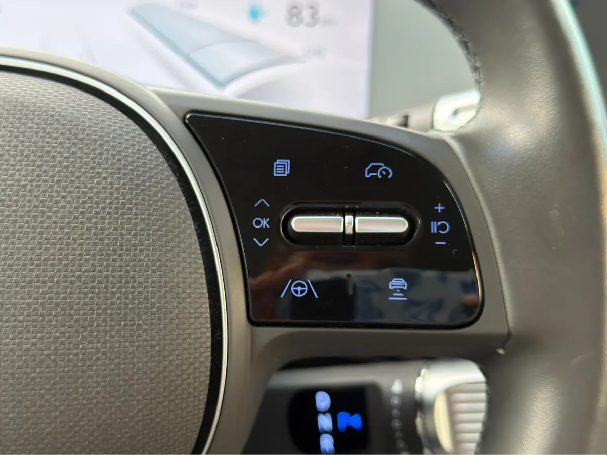 Connect+ 73kWh 217pk | SOH 100% | Trekhaak | Leder | Elektrische stoel | Elektrische achterklep | Camera | Carplay | Premium Audio | Adaptive cruise controle | Dodehoek detectie | Head-up di