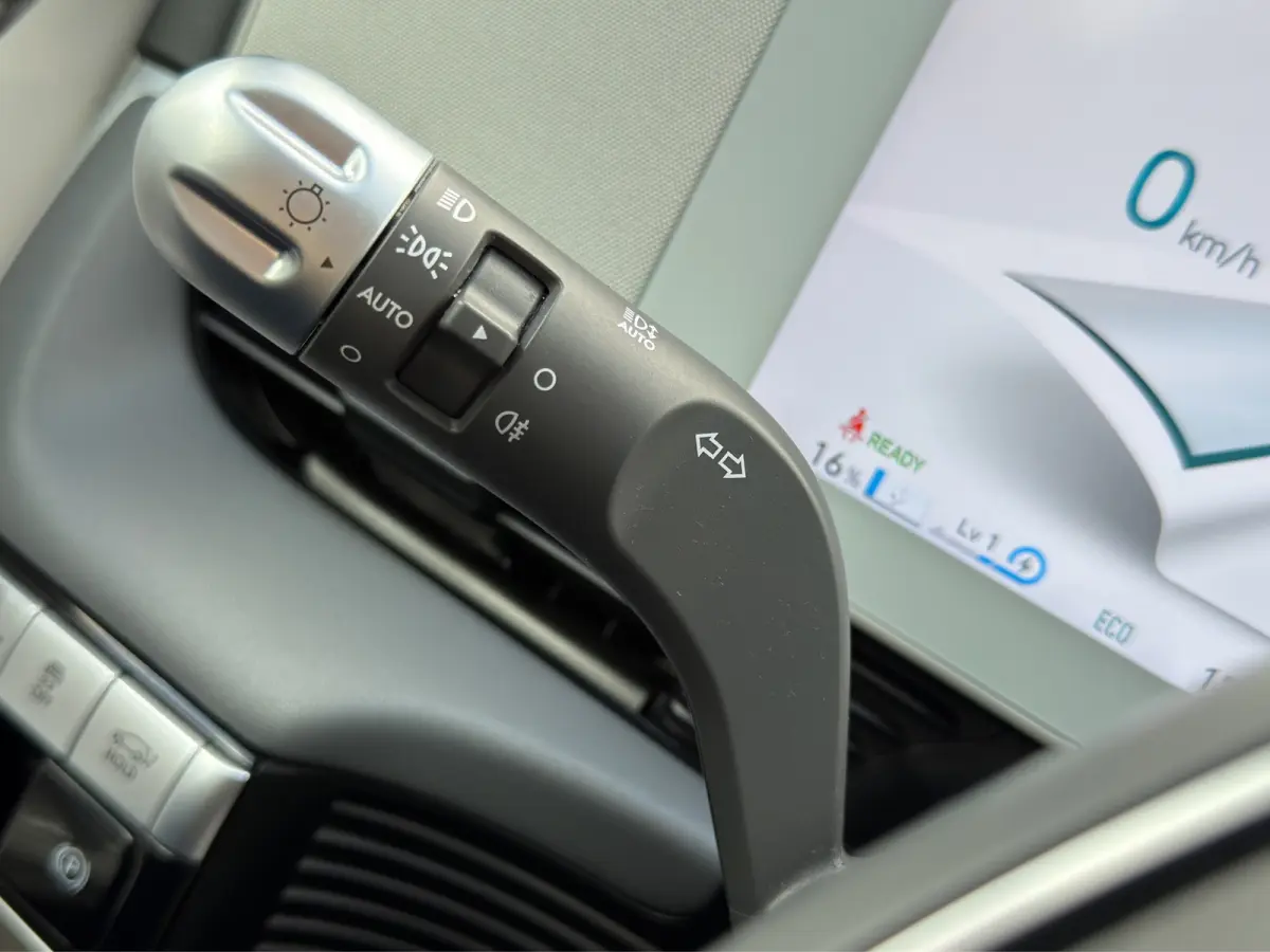 Connect+ 73kWh 217pk | SOH 100% | Trekhaak | Leder | Elektrische stoel | Elektrische achterklep | Camera | Carplay | Premium Audio | Adaptive cruise controle | Dodehoek detectie | Head-up di