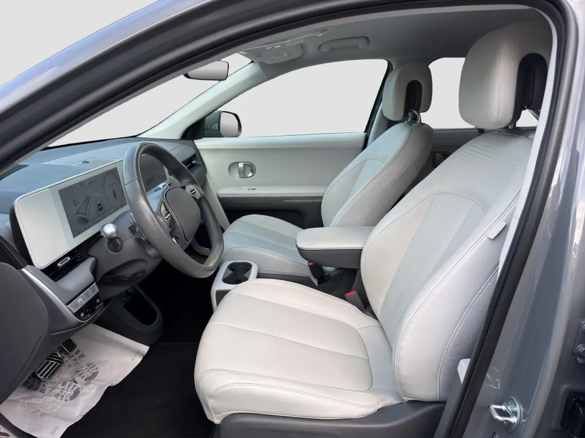 Connect+ 73kWh 217pk | SOH 100% | Trekhaak | Leder | Elektrische stoel | Elektrische achterklep | Camera | Carplay | Premium Audio | Adaptive cruise controle | Dodehoek detectie | Head-up di