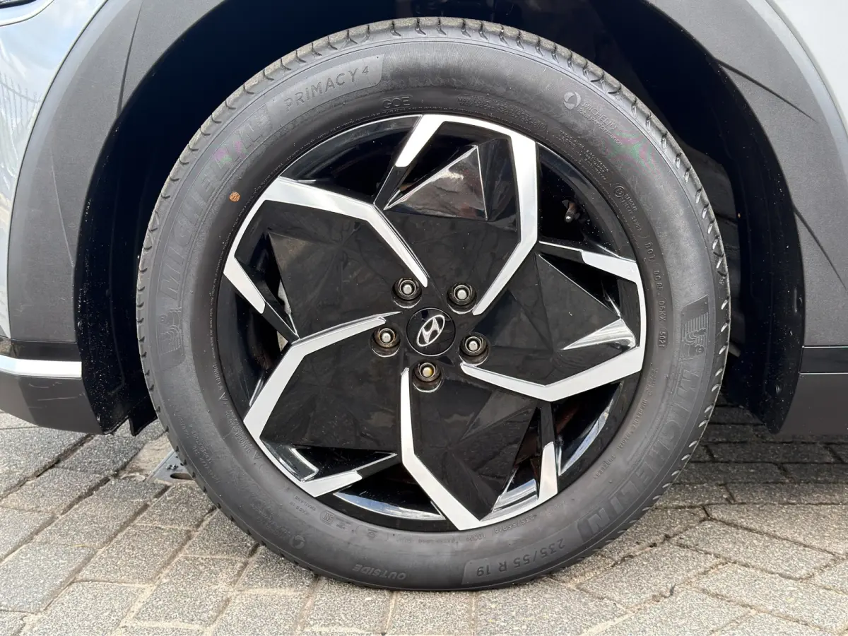 Connect+ 73kWh 217pk | SOH 100% | Trekhaak | Leder | Elektrische stoel | Elektrische achterklep | Camera | Carplay | Premium Audio | Adaptive cruise controle | Dodehoek detectie | Head-up di
