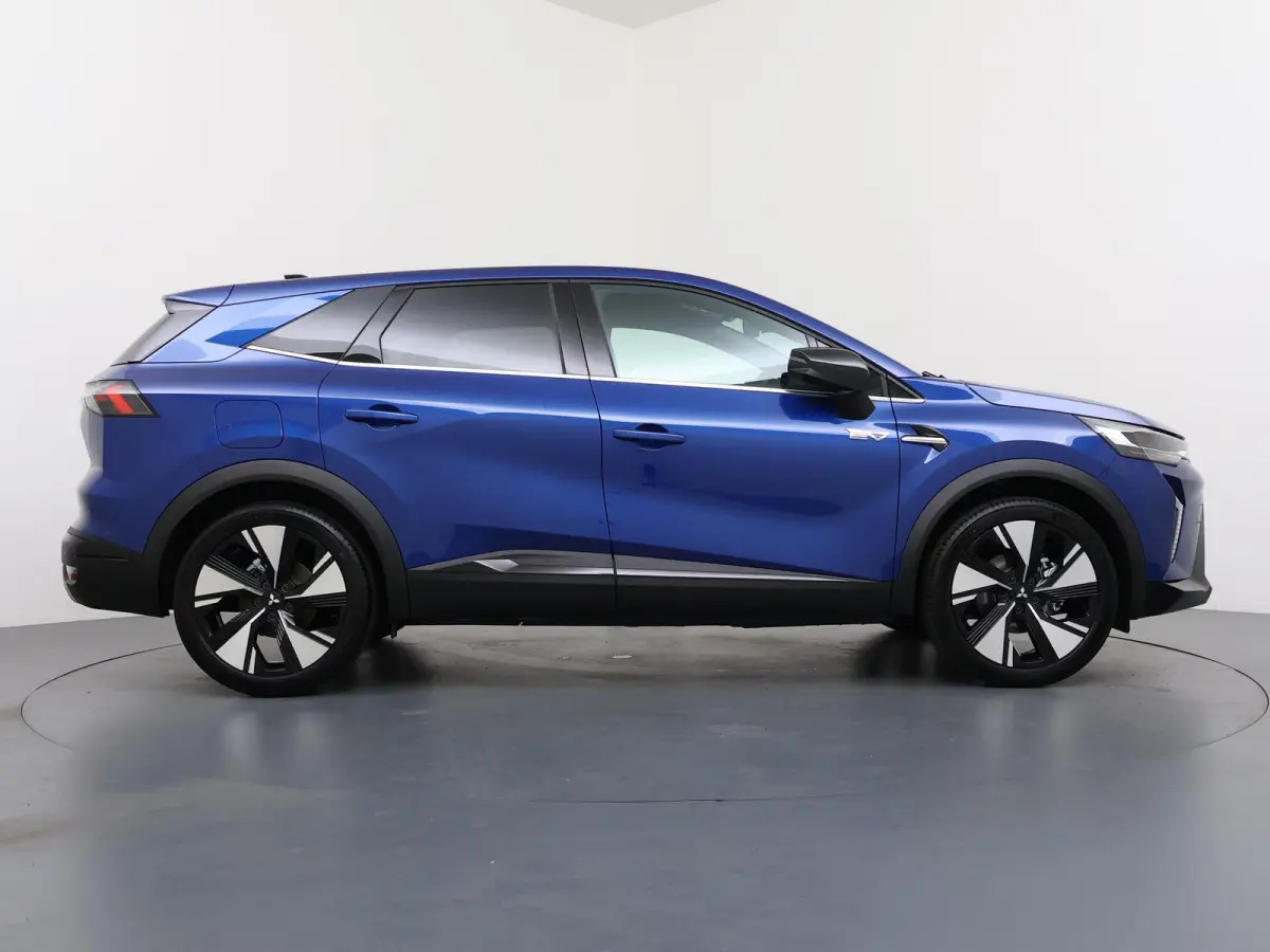 1.8 HEV First Edition €3.000 Korting | Google Build-in | rondom-camera | 19-inch lichtmetalen velgen | Stoelverwarming | Elektrische achterklep |Adaptieve Cruise control | MI-Pilot