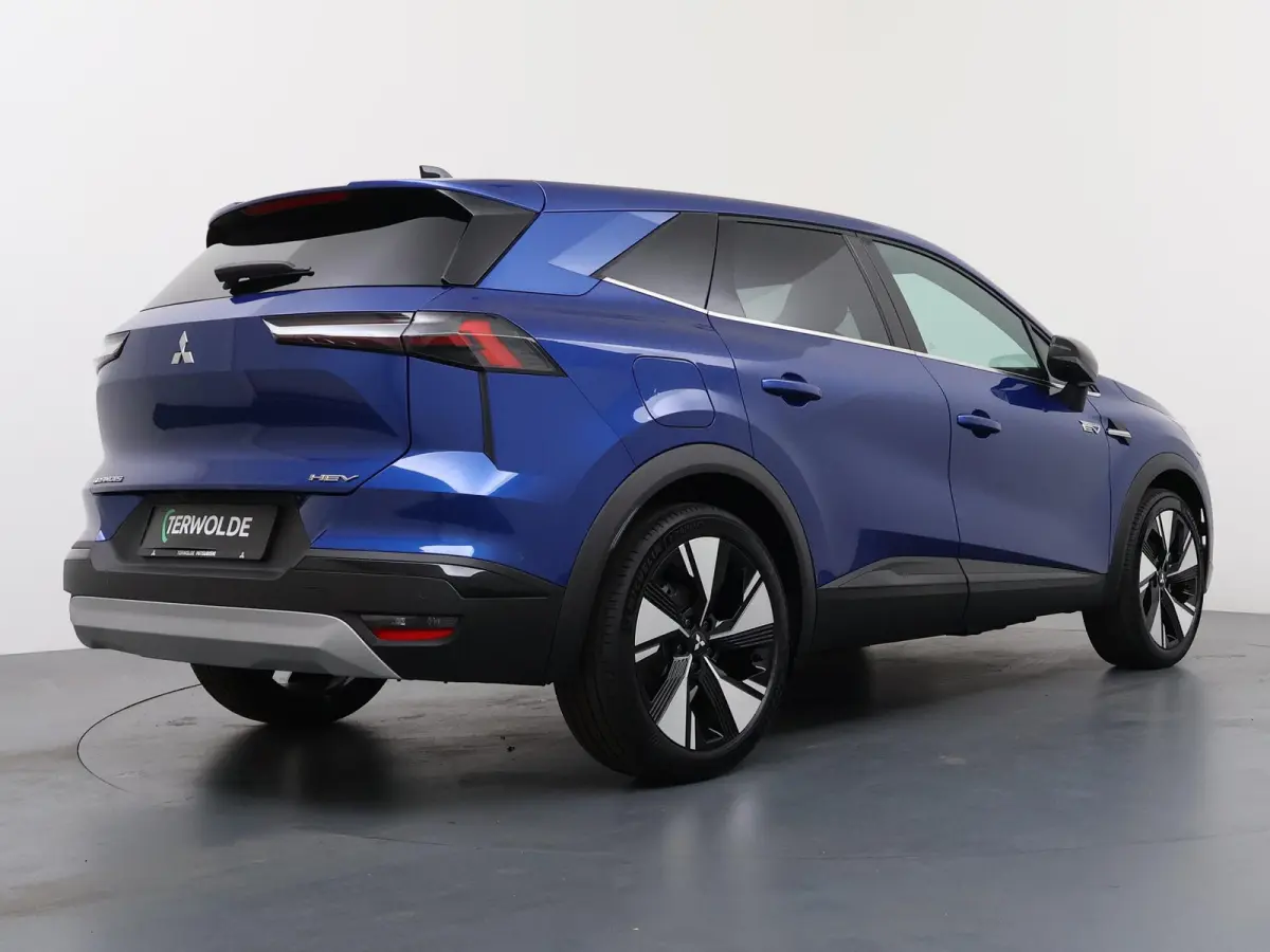 1.8 HEV First Edition €3.000 Korting | Google Build-in | rondom-camera | 19-inch lichtmetalen velgen | Stoelverwarming | Elektrische achterklep |Adaptieve Cruise control | MI-Pilot
