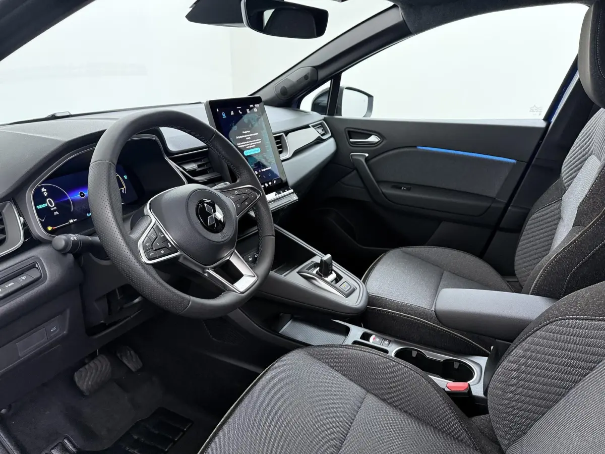 1.8 HEV First Edition €3.000 Korting | Google Build-in | rondom-camera | 19-inch lichtmetalen velgen | Stoelverwarming | Elektrische achterklep |Adaptieve Cruise control | MI-Pilot