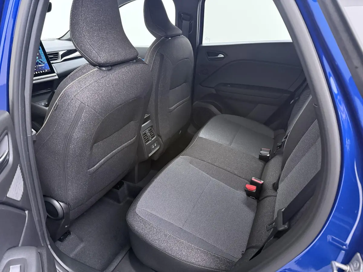 1.8 HEV First Edition €3.000 Korting | Google Build-in | rondom-camera | 19-inch lichtmetalen velgen | Stoelverwarming | Elektrische achterklep |Adaptieve Cruise control | MI-Pilot