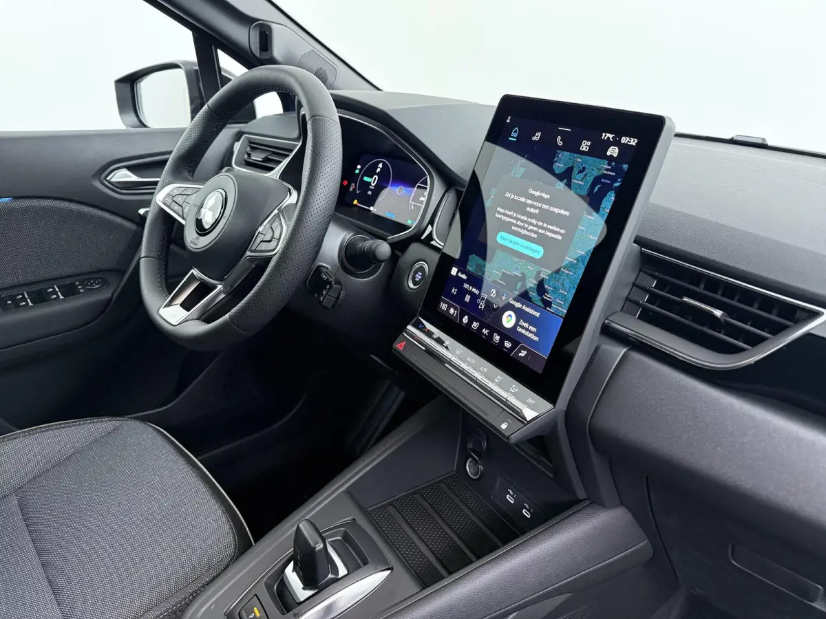 1.8 HEV First Edition €3.000 Korting | Google Build-in | rondom-camera | 19-inch lichtmetalen velgen | Stoelverwarming | Elektrische achterklep |Adaptieve Cruise control | MI-Pilot