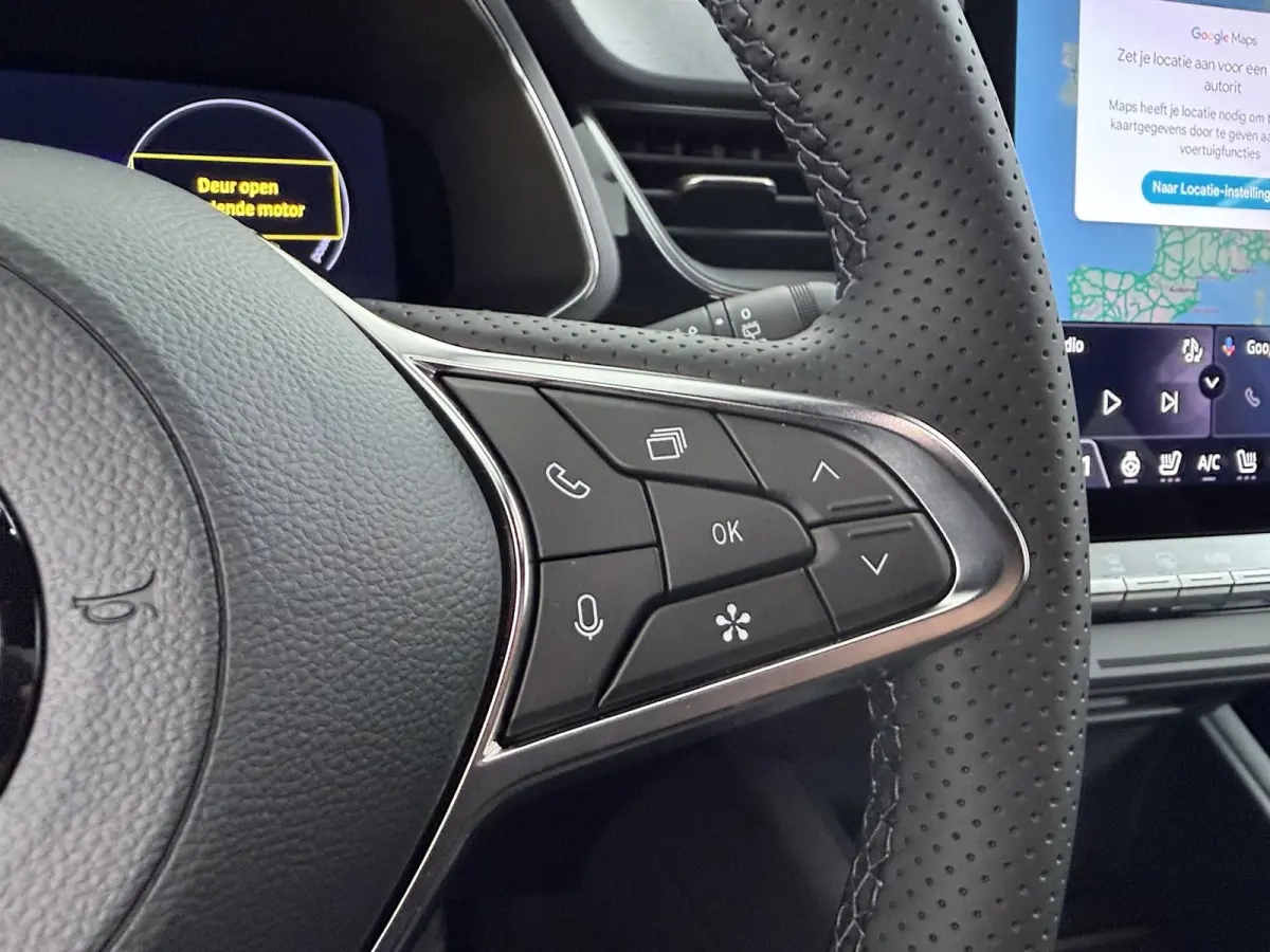 1.8 HEV First Edition €3.000 Korting | Google Build-in | rondom-camera | 19-inch lichtmetalen velgen | Stoelverwarming | Elektrische achterklep |Adaptieve Cruise control | MI-Pilot