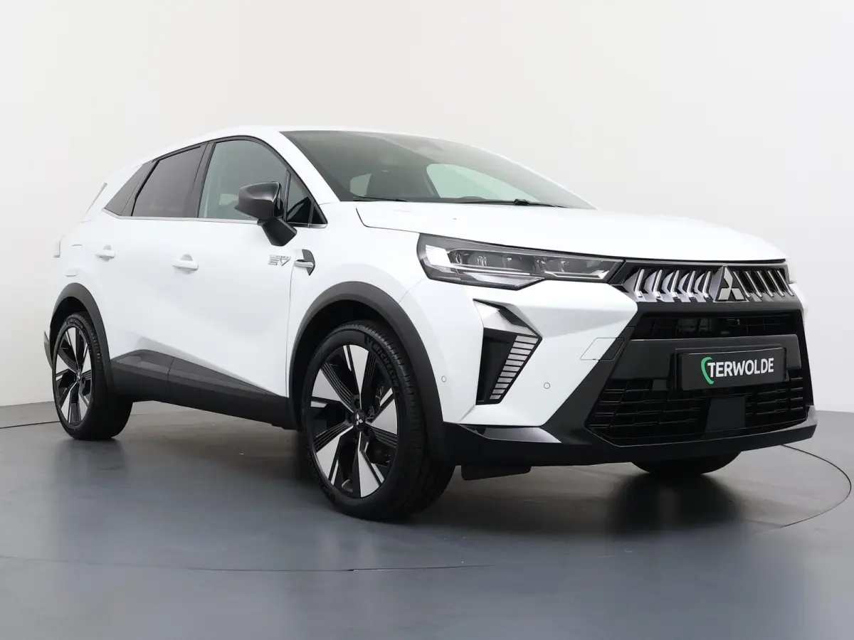 1.8 HEV First Edition €3.000 Korting | Google Build-in | rondom-camera | 19-inch lichtmetalen velgen | Stoelverwarming | Elektrische achterklep |Adaptieve Cruise control | MI-Pilot