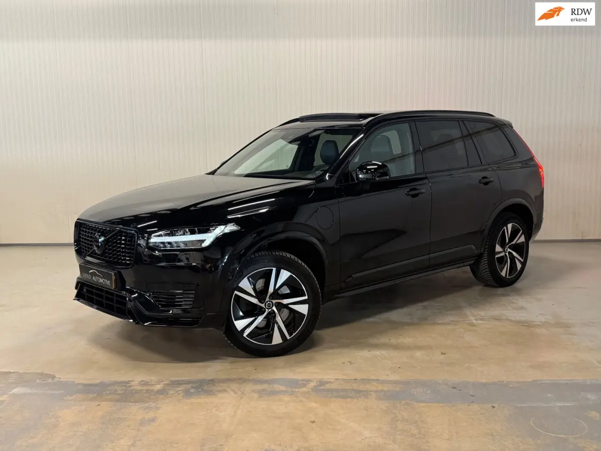 2.0 T8 Recharge AWD Core Bright | BLACK DESIGN | PANO | 360 CAMERA | HARMAN KARDON
