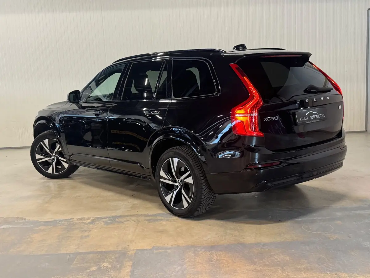 2.0 T8 Recharge AWD Core Bright | BLACK DESIGN | PANO | 360 CAMERA | HARMAN KARDON