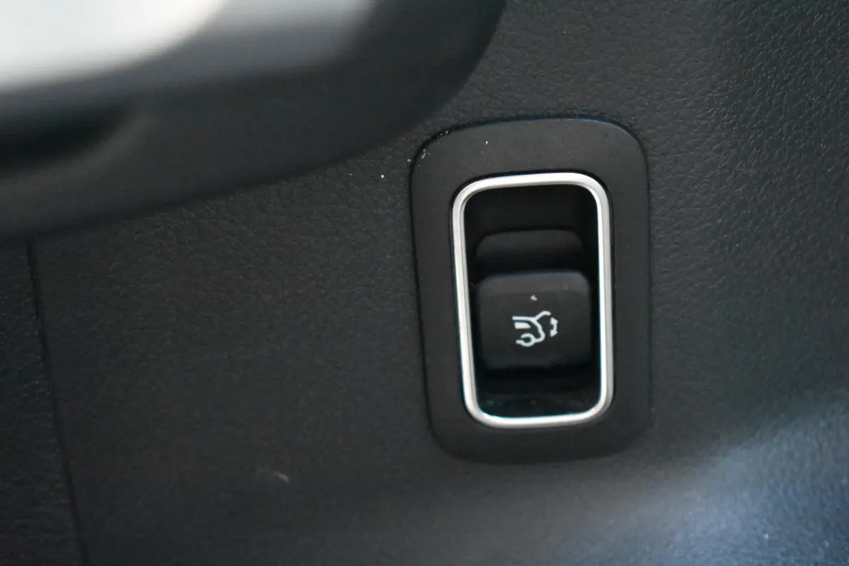 180 AMG Line 7p | AMG Styling | Adaptief demping systeem | Dode-hoek detectie | Elektrisch schuif-kanteldak | Achteruitrijcamera | 7Persoons | Eerste eigenaar