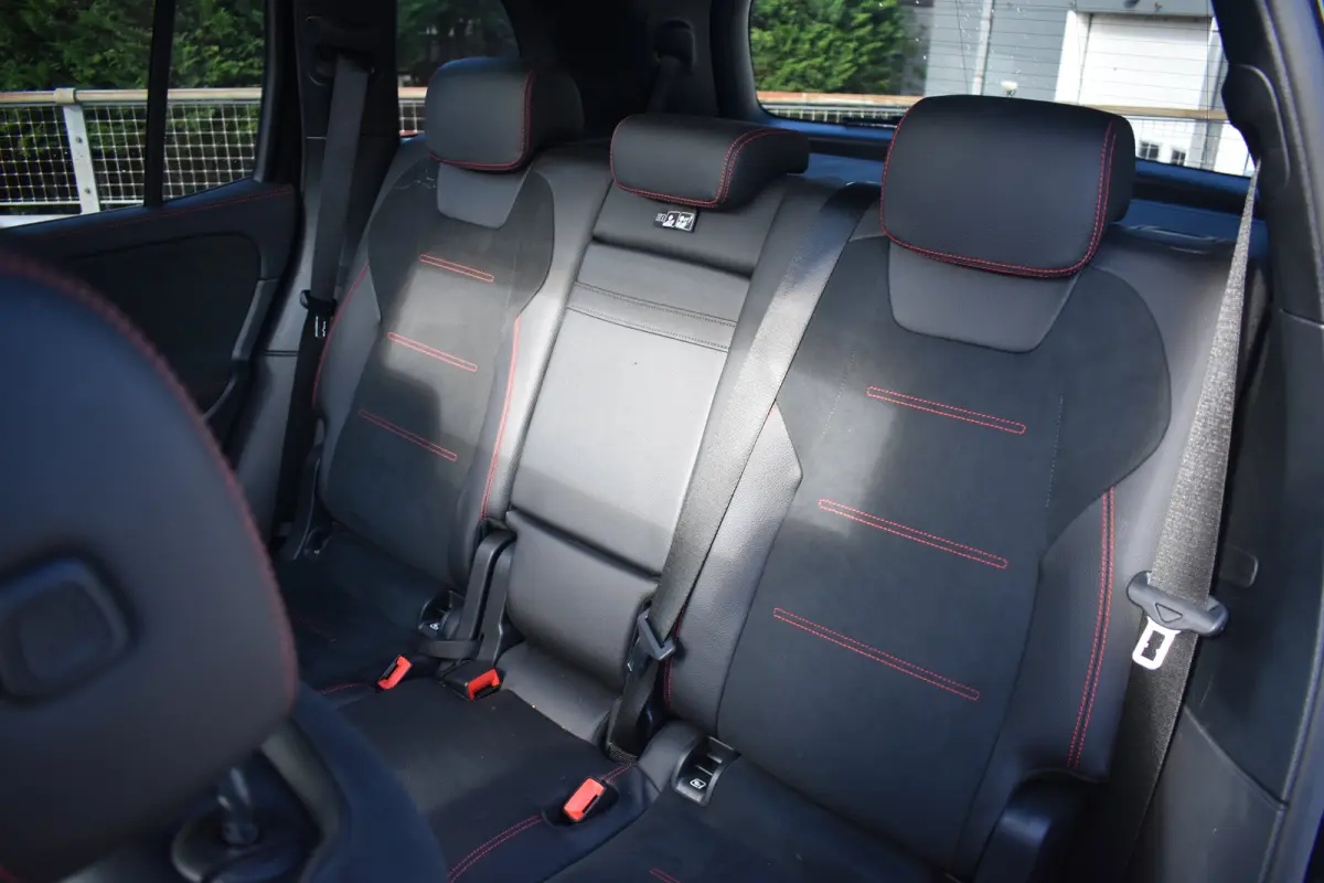 180 AMG Line 7p | AMG Styling | Adaptief demping systeem | Dode-hoek detectie | Elektrisch schuif-kanteldak | Achteruitrijcamera | 7Persoons | Eerste eigenaar