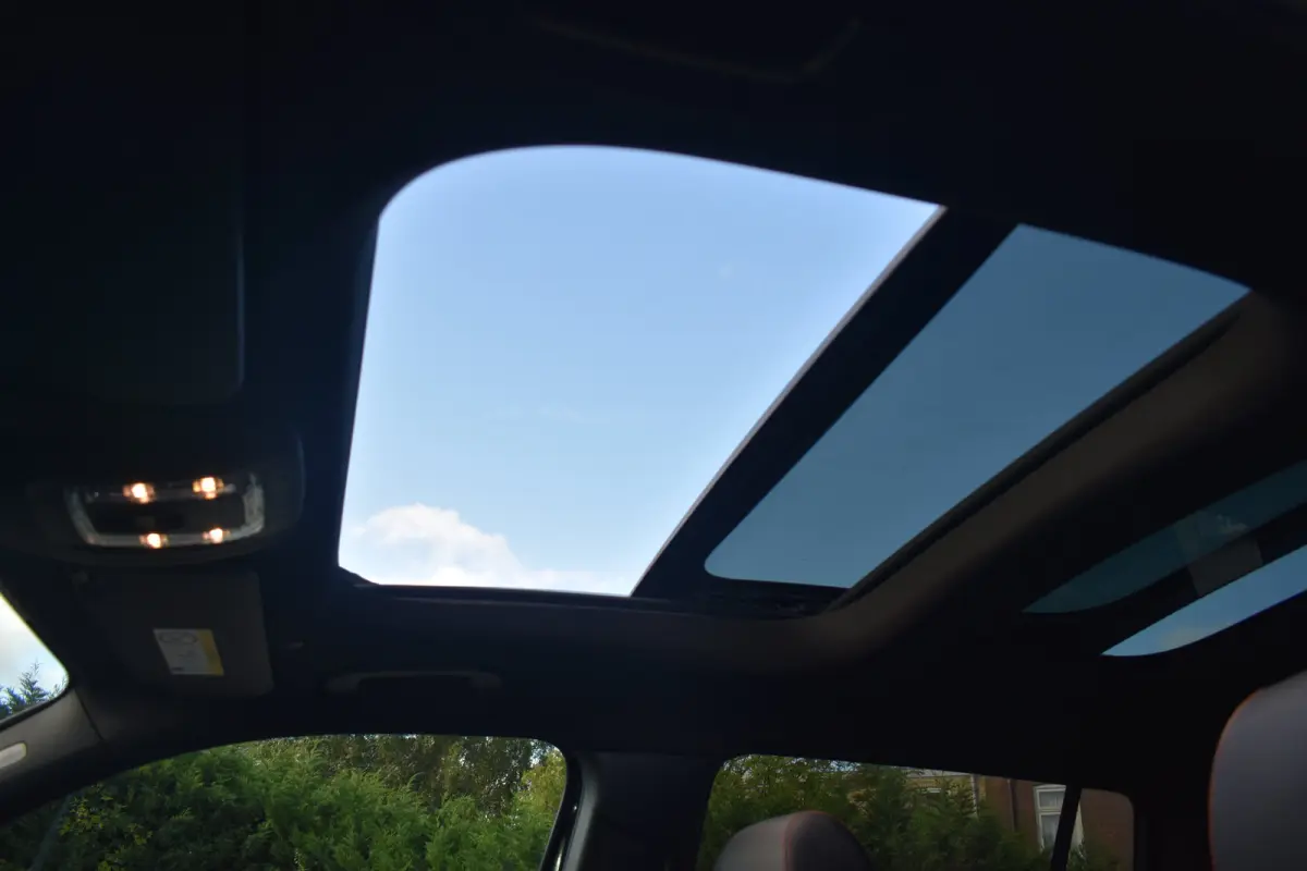 180 AMG Line 7p | AMG Styling | Adaptief demping systeem | Dode-hoek detectie | Elektrisch schuif-kanteldak | Achteruitrijcamera | 7Persoons | Eerste eigenaar